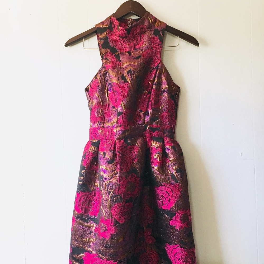 • gorgeous h&m gold & rose flare party dress •